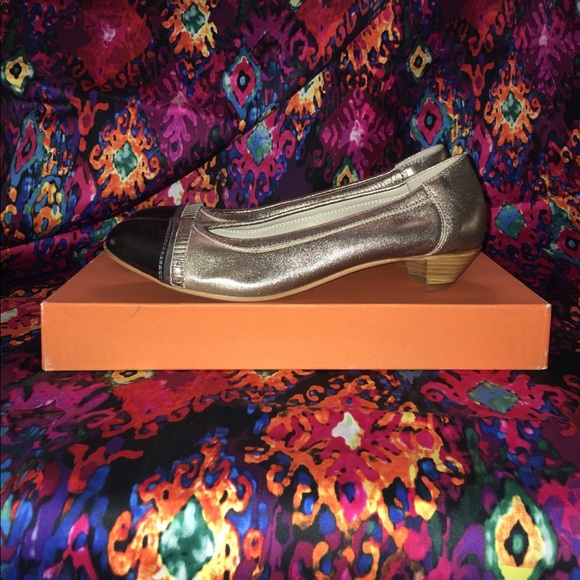 “AGL” Leather Shoes 1-1/4” heel Size 8-1/2. No box. - Picture 2 of 5